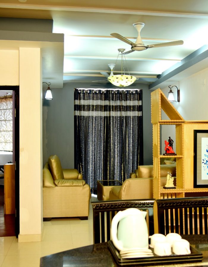 WhatsApp Image 2025-11-25 at 11.47.05 (1)